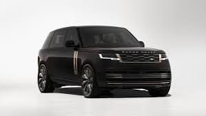 लोकल असेंबली की रणनीति से मिली सफलता: Jaguar Land Rover India की बिक्री में 36% की उछाल